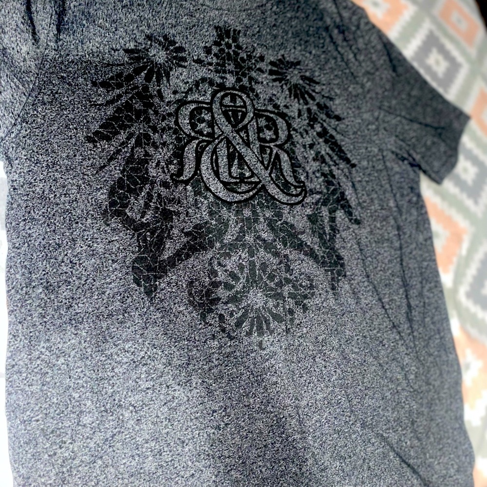 Mens Rock & Republic shirt